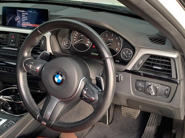 BMW 320d 2.0 F30 M Sport 2016 เจ้าของขายเอง มือเดียว รูปที่ 3